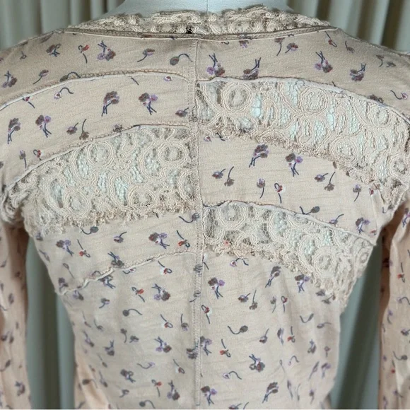 VTG Free People Long Sleeve - Picture 7 of 9